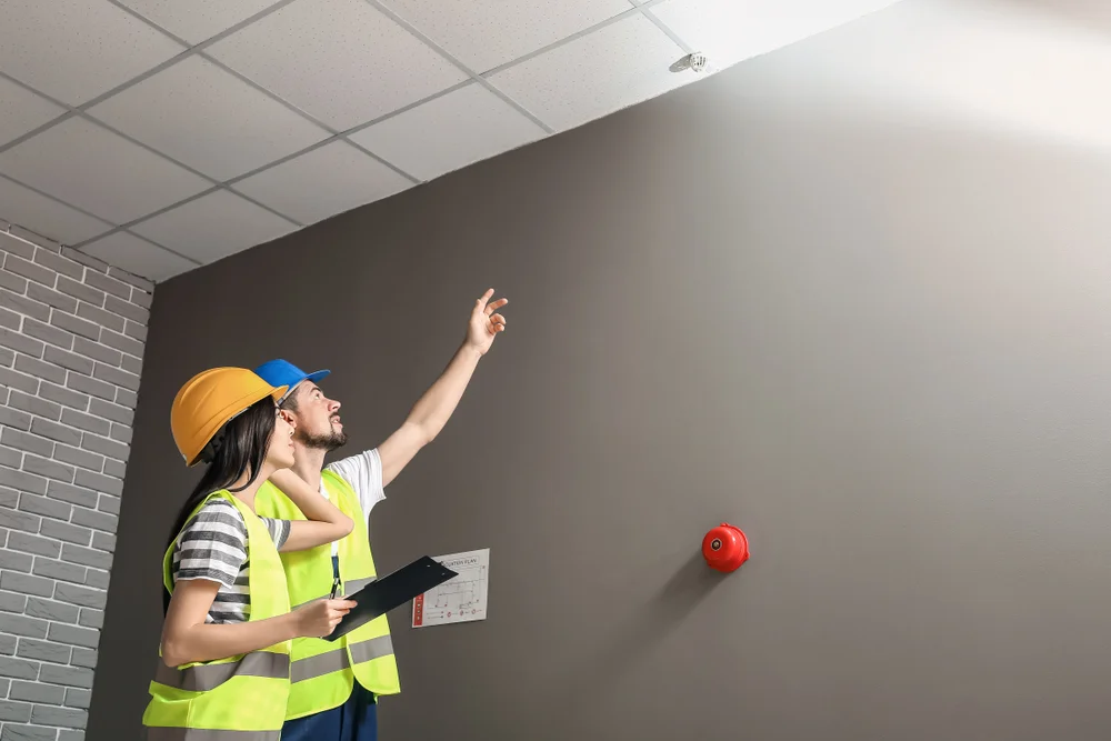 De beste voorbereiding voor vliesbehang in Den Bosch is de ondergrond. Zorgt dat deze vlak en geschuurd is voor een optimale hechting met het vlies.